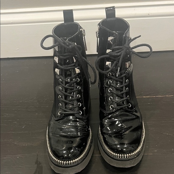 Michael Kors Shoes - Michael Kors Black Patent leather Lace-Up Boots Size 5